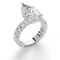Pear Cut in Luna's Oval Design