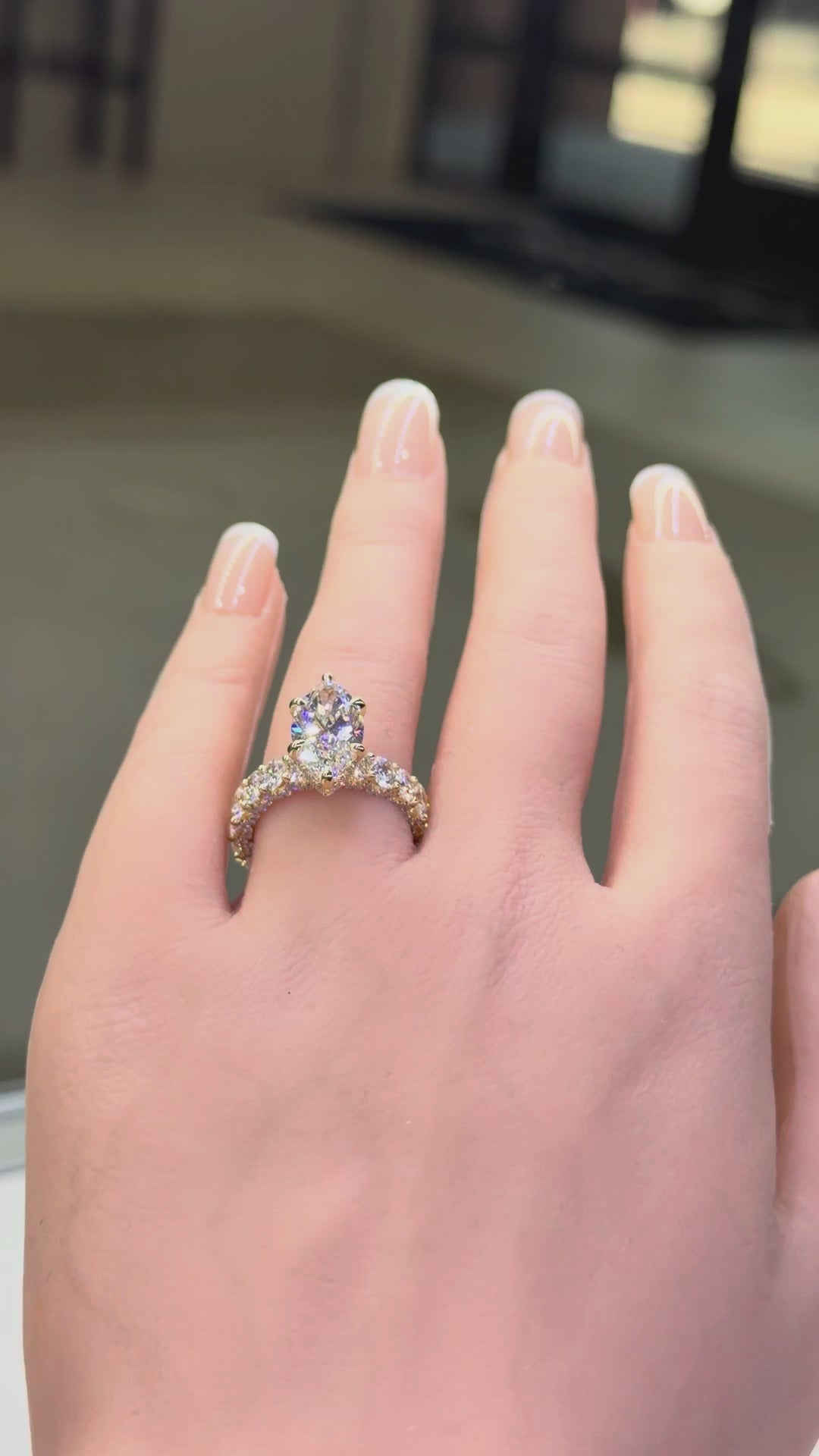 Marquise 4MM Oval Luna